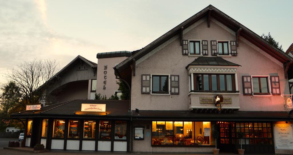Hotel Haus Krone Bexbach Exterior photo