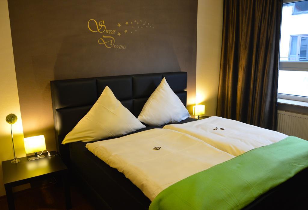 Hotel Haus Krone Bexbach Room photo