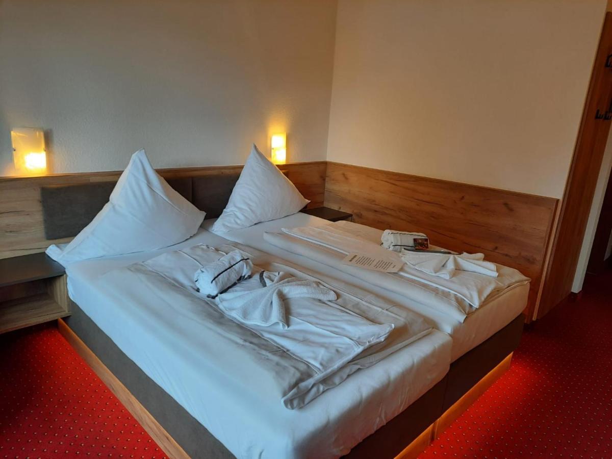 Hotel Haus Krone Bexbach Exterior photo
