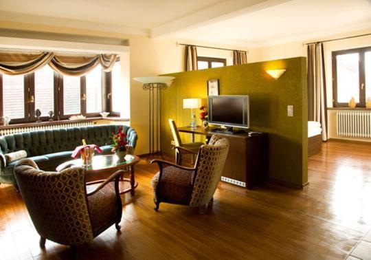 Hotel Haus Krone Bexbach Exterior photo